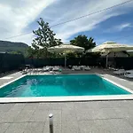 Ferienhaus House Azra *