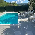 House Azra בית נופש *