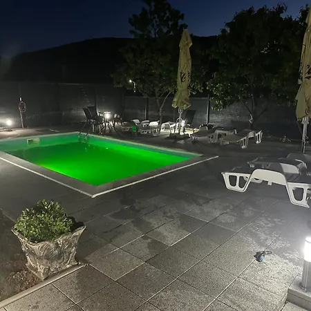 House Azra بيت للعطل سراييفو