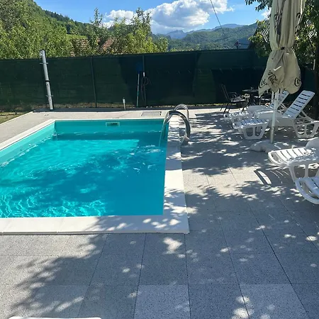 House Azra Vakantiehuis *