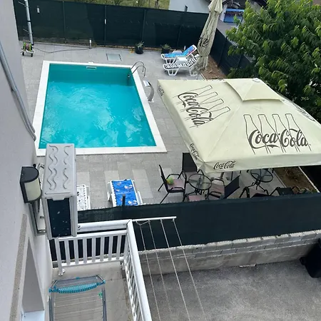 House Azra Vakantiehuis *