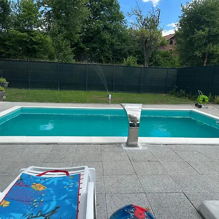Vakantiehuis House Azra *