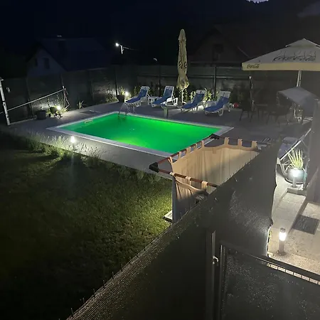 Vakantiehuis House Azra
